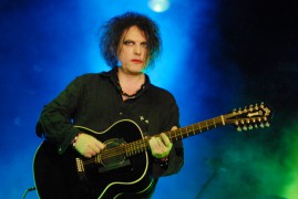ザ・キュアー　来日公演パンフレット ザ・キュアー来日公演嘆願・署名運動