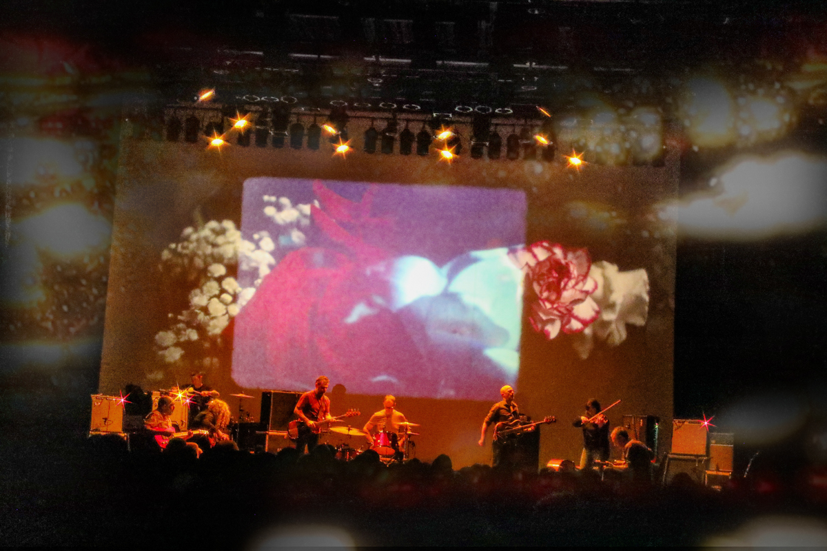 【LIVE】GODSPEED YOU! BLACK EMPEROR @ 神田スクエアホール 2025/12/16