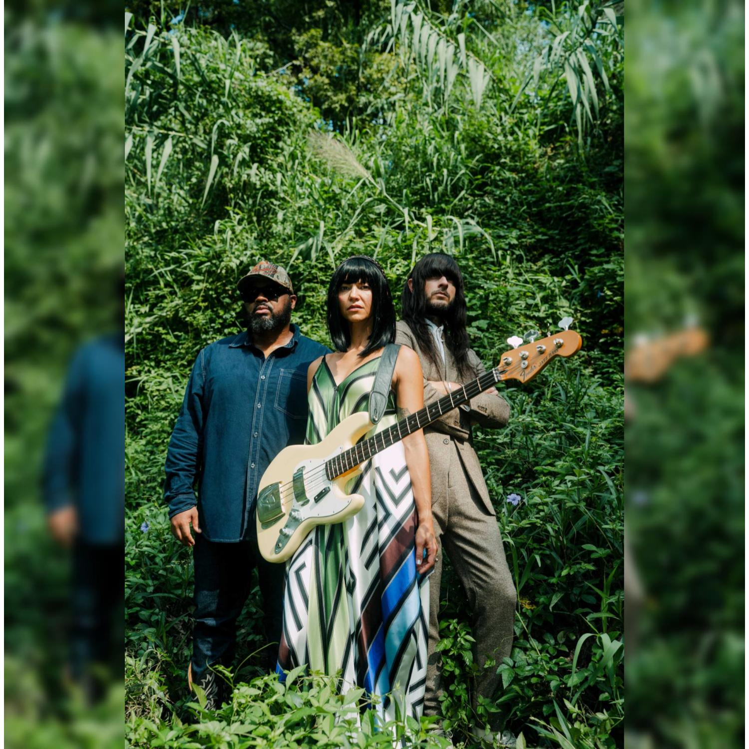 【FRF’26 ARTIST PICKUP vol.2】KHRUANGBIN「世界を魅了するセミインストバンドが土曜ヘッドライナーに大抜擢」