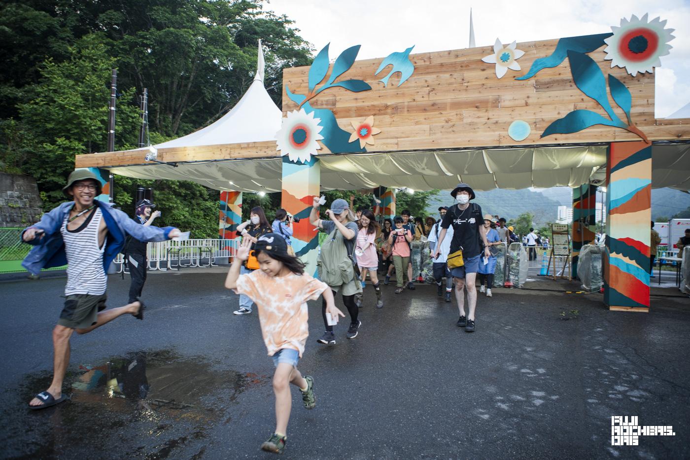 Photo by 白井絢香